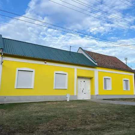 Holiday home Kuca Za Odmor Daca